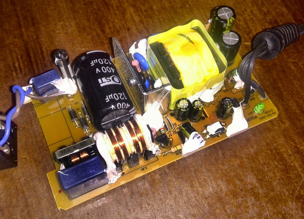 Inside look of the HP deskjet D1560 printer with photos DIY Projects